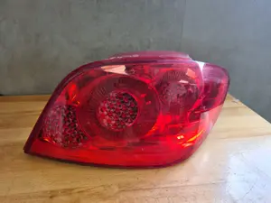 Foto de PILOTO TRASERO DERECHO PEUGEOT 307 BERLINA (S2) referencia 0319386104