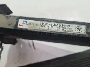 Foto de CONDENSADOR / RADIADOR AIRE ACONDICIONADO BMW SERIE 3 BERLINA (E46) referencia 8377648 foto 3