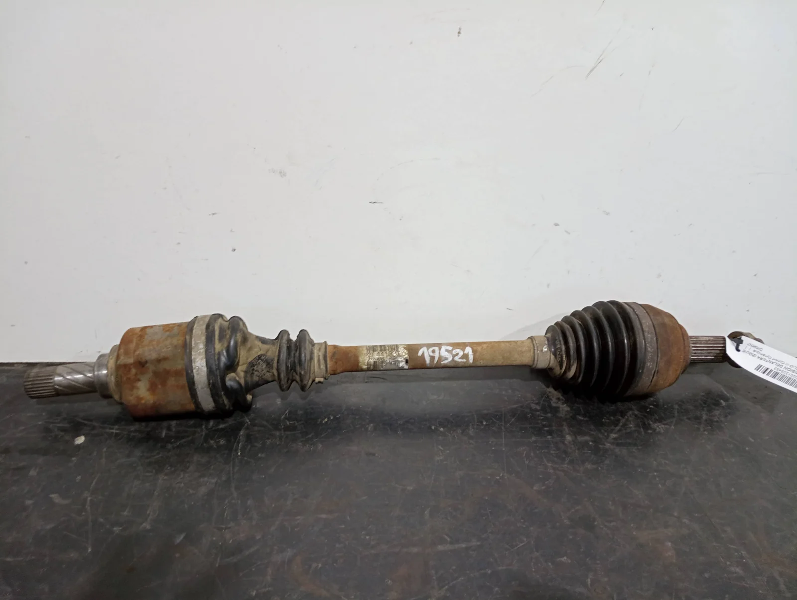 Foto de TRANSMISION DELANTERA IZQUIERDA RENAULT CLIO III referencia 8200441337