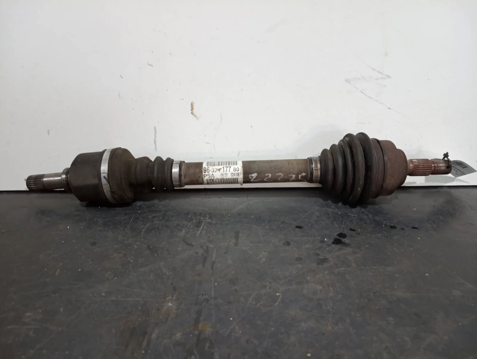 Foto de TRANSMISION DELANTERA IZQUIERDA CITROEN C4 BERLINA referencia 9637117780