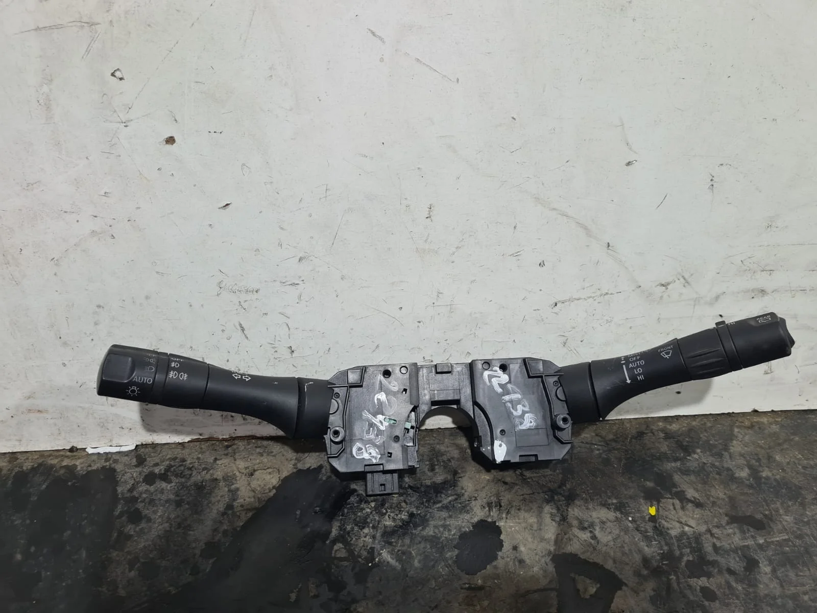 Foto de MANDO MULTIFUNCION RENAULT KOLEOS I