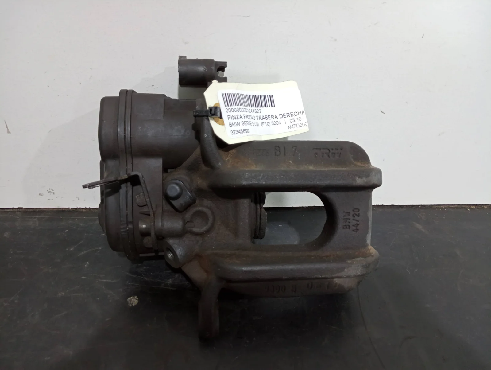 Foto de PINZA DE FRENO TRASERA DERECHA BMW SERIE 5 BERLINA (F10) referencia 32345699