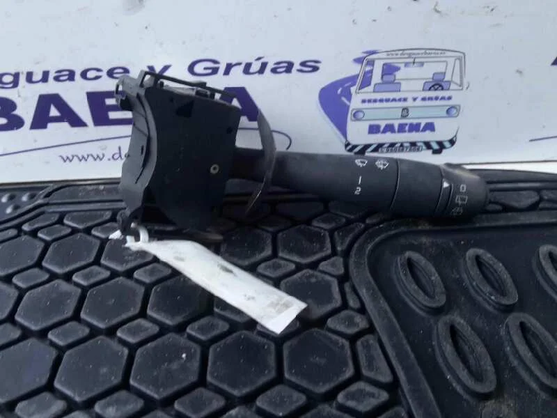 Foto de MANDO LIMPIA SIN MARCA SIN MODELO referencia 820000