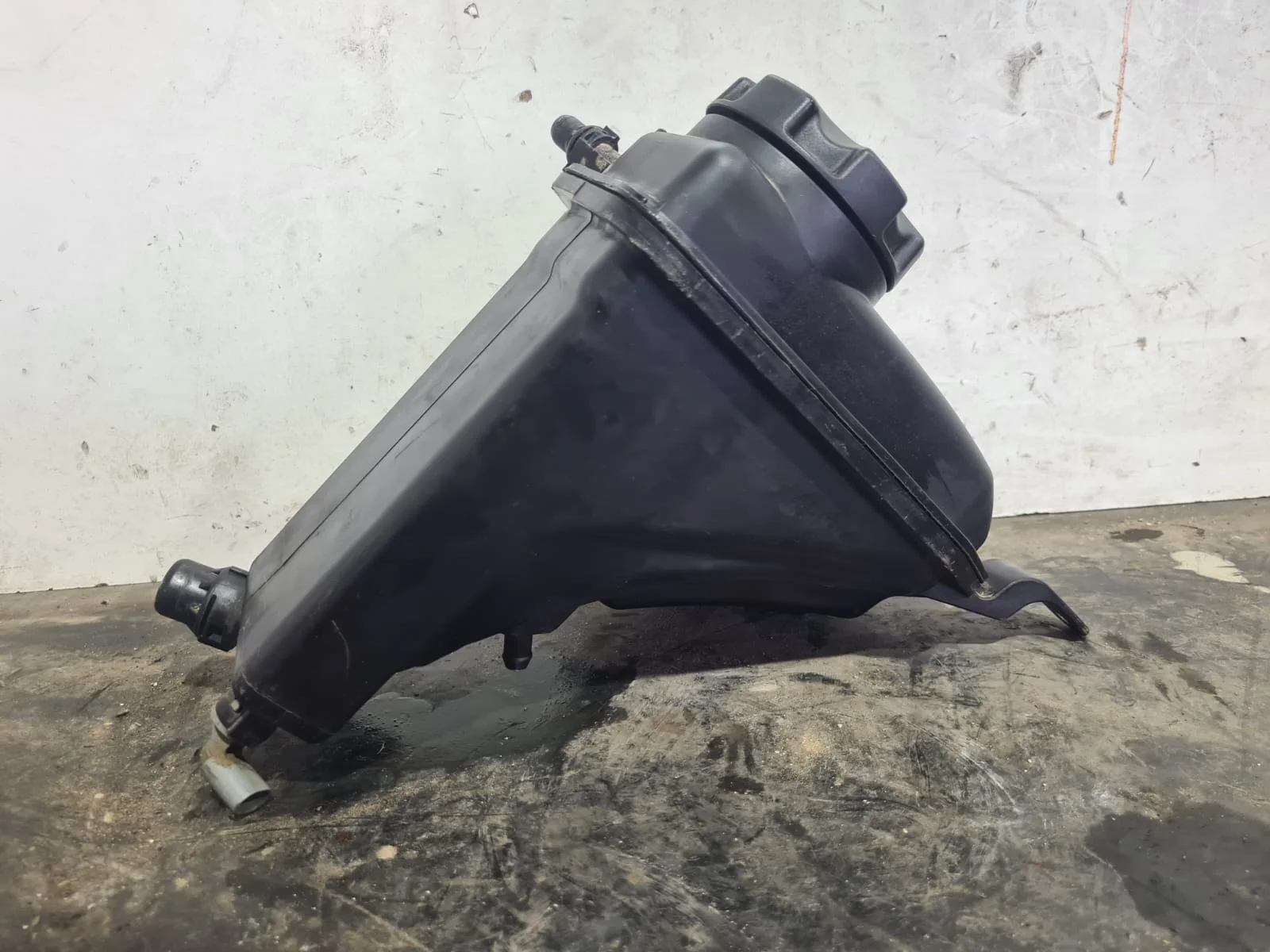Foto de DEPOSITO EXPANSION BMW SERIE 1 BERLINA (E81/E87) referencia 1713756746201