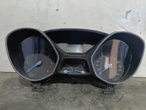 Foto de CUADRO INSTRUMENTOS FORD FOCUS BERLINA (CB8) referencia BM5T10849CT foto 1