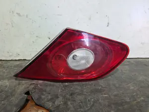 Foto de PILOTO TRASERO DERECHO INTERIOR SIN MARCA SIN MODELO referencia 3C8945258