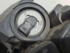 Foto de FARO DERECHO OPEL ZAFIRA A referencia 113321109NH foto 10