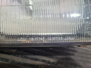 Foto de FARO DERECHO MITSUBISHI MONTERO (L040) referencia 11037753 foto 2