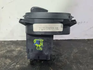 Foto de MANDO LUCES FORD TRANSIT FURGÓN CORTO (FY) referencia YC1T13A024EB foto 2