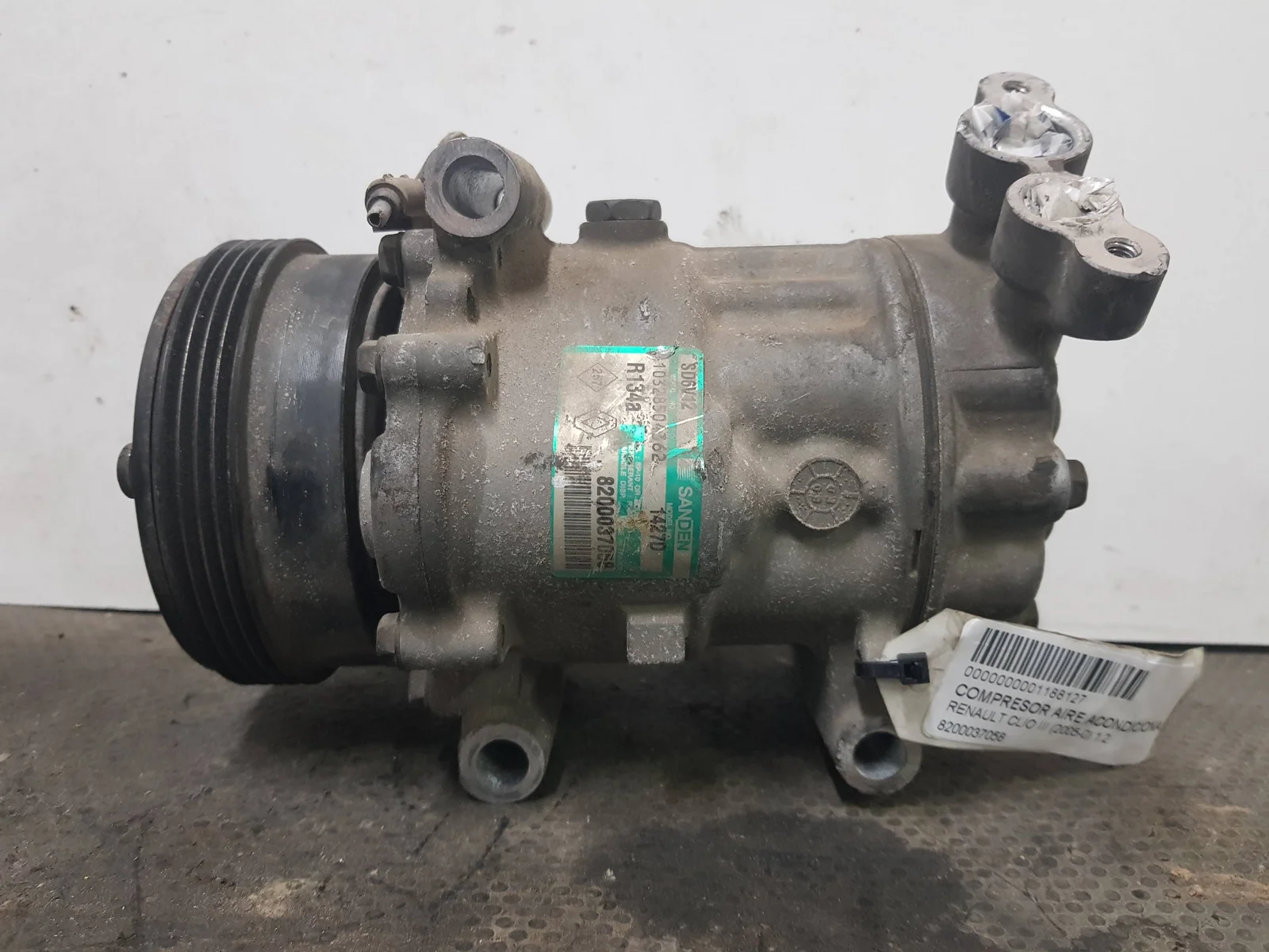 Foto de COMPRESOR AIRE ACONDICIONADO SIN MARCA SIN MODELO referencia 8200037058