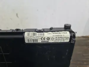 Foto de CAJA RELES / FUSIBLES RENAULT SCENIC II (JM) referencia 8200351184 foto 2