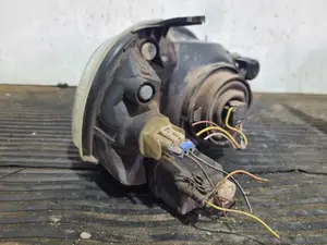 Foto de FARO IZQUIERDO OPEL CORSA B foto 5