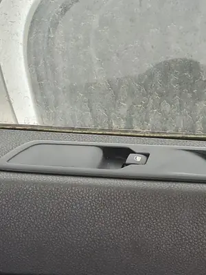 Foto de MANDO ELEVALUNAS DELANTERO DERECHO PEUGEOT EXPERT FURGÓN