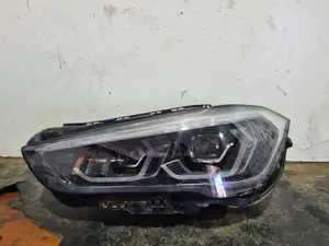 Foto de FARO IZQUIERDO BMW SERIE X1 (F48) referencia 90178479ZP03