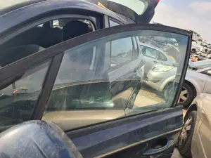 Foto de LUNA DELANTERA IZQUIERDA CITROEN C4 BERLINA