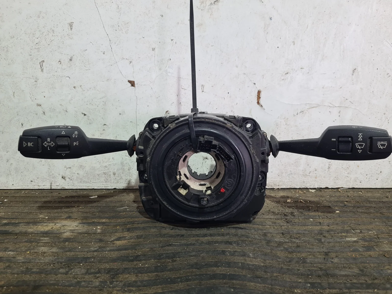 Foto de MANDO MULTIFUNCION BMW SERIE 3 BERLINA (E90) referencia 696732401