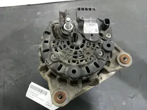 Foto de ALTERNADOR DACIA SANDERO II referencia 231005933R foto 4