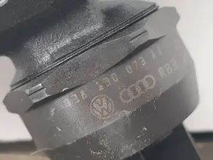 Foto de INYECTOR SIN MARCA SIN MODELO referencia 038130073AJ foto 3