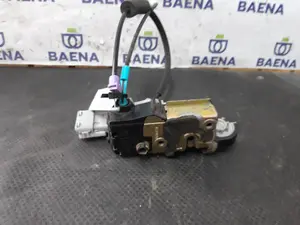 Foto de CERRADURA PUERTA DELANTERA IZQUIERDA SIN MARCA SIN MODELO referencia 9681330880