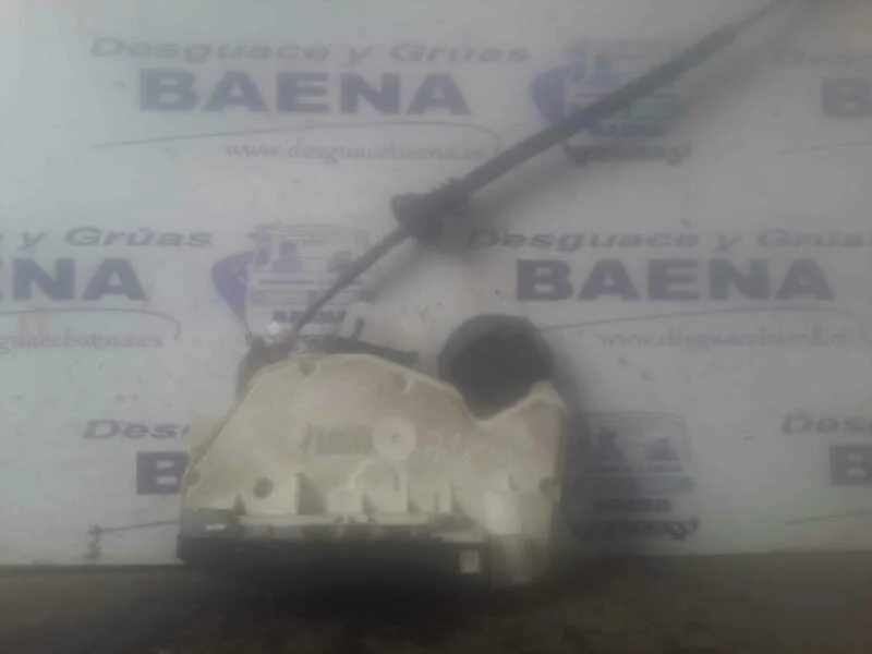 Foto de CERRADURA PUERTA TRASERA IZQUIERDA VOLKSWAGEN POLO V (6R1) referencia 456R4839015