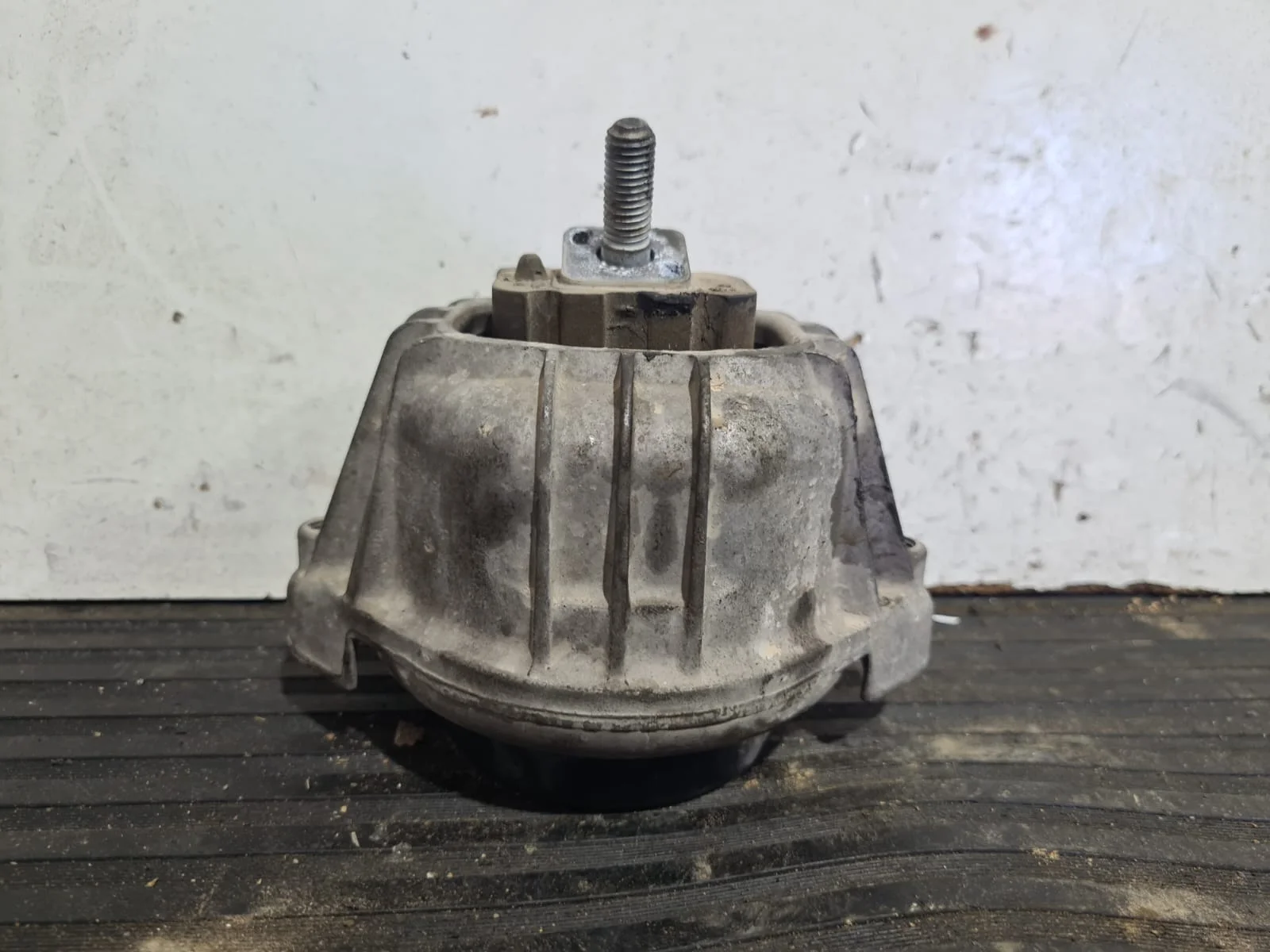 Foto de SOPORTE MOTOR BMW SERIE 1 BERLINA (E81/E87) referencia 1391112