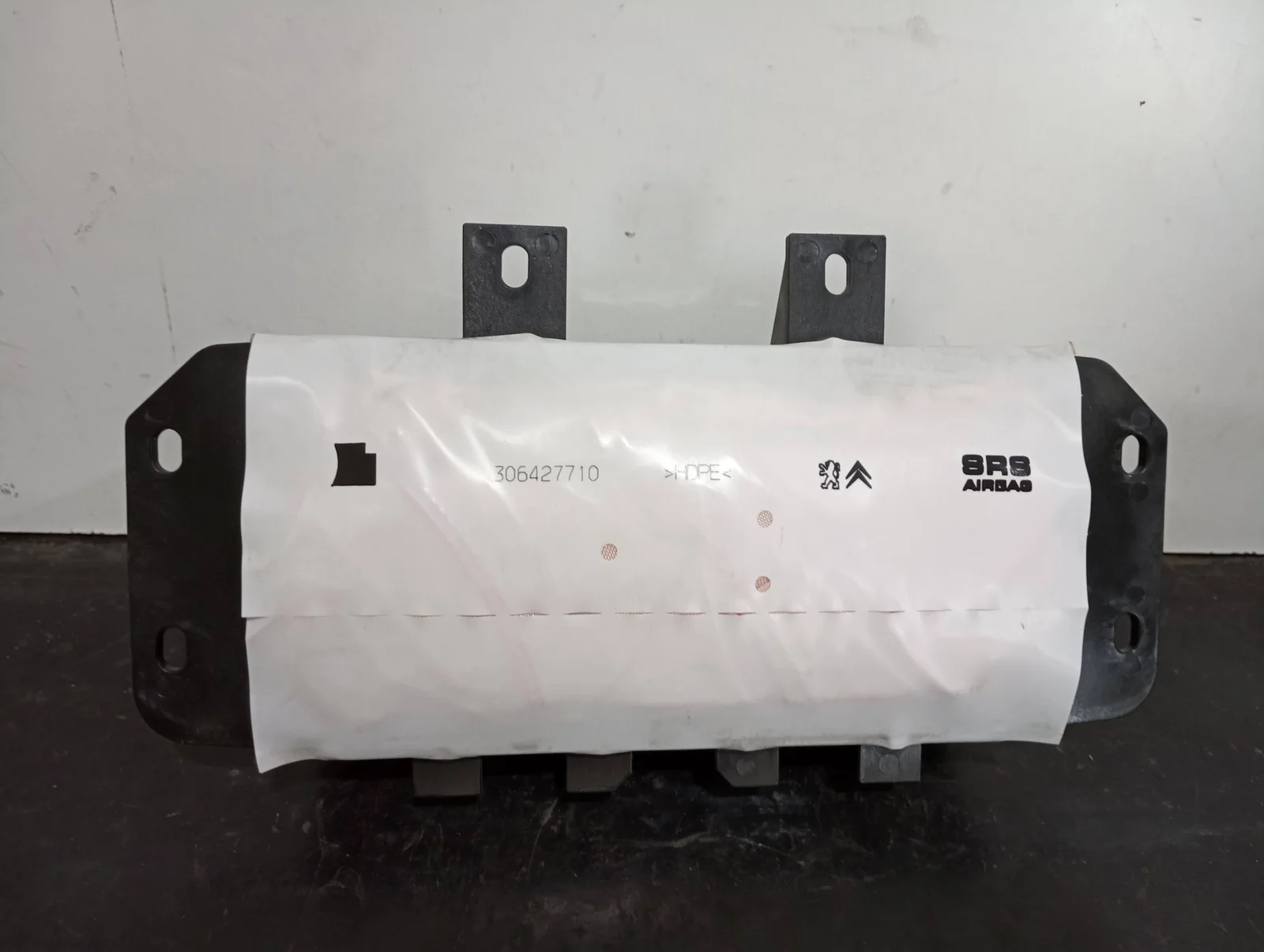 Foto de AIRBAG DELANTERO DERECHO SIN MARCA SIN MODELO referencia 9671691180