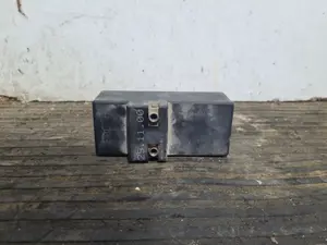 Foto de CAJA PRECALENTAMIENTO VOLKSWAGEN GOLF IV BERLINA (1J1)(10.1997) referencia 1J0919506H foto 4