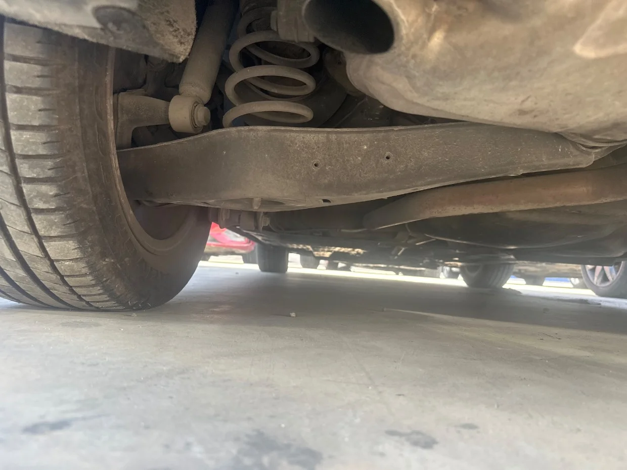 Foto de BIELETA ESTABILIZADORA TRASERA IZQUIERDA VOLKSWAGEN GOLF V (1K1)(10.2003)