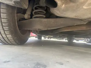 Foto de BIELETA ESTABILIZADORA TRASERA IZQUIERDA VOLKSWAGEN GOLF V (1K1)(10.2003)