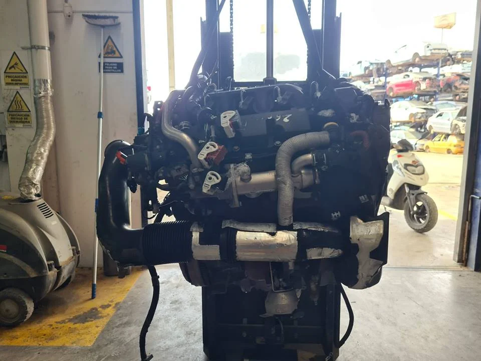 Foto de MOTOR COMPLETO FORD FOCUS BERLINA (CAP) referencia D/G6DA