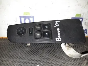 Foto de MANDO ELEVALUNAS DELANTERO IZQUIERDO SIN MARCA SIN MODELO referencia 735380453 foto 1