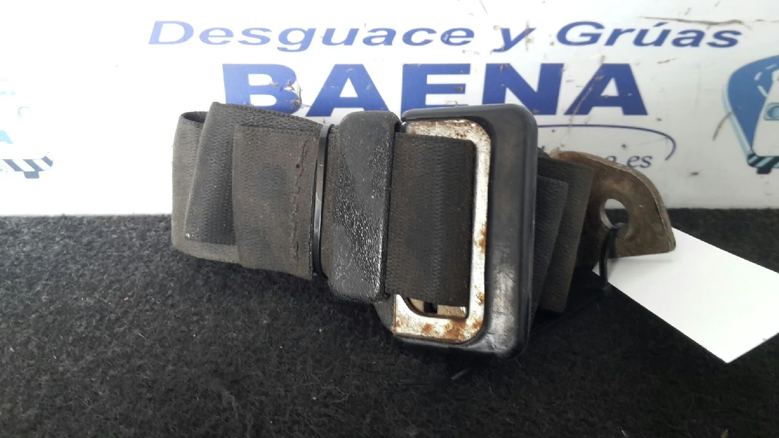 Foto de CINTURON SEGURIDAD TRASERO CENTRAL SIN MARCA SIN MODELO