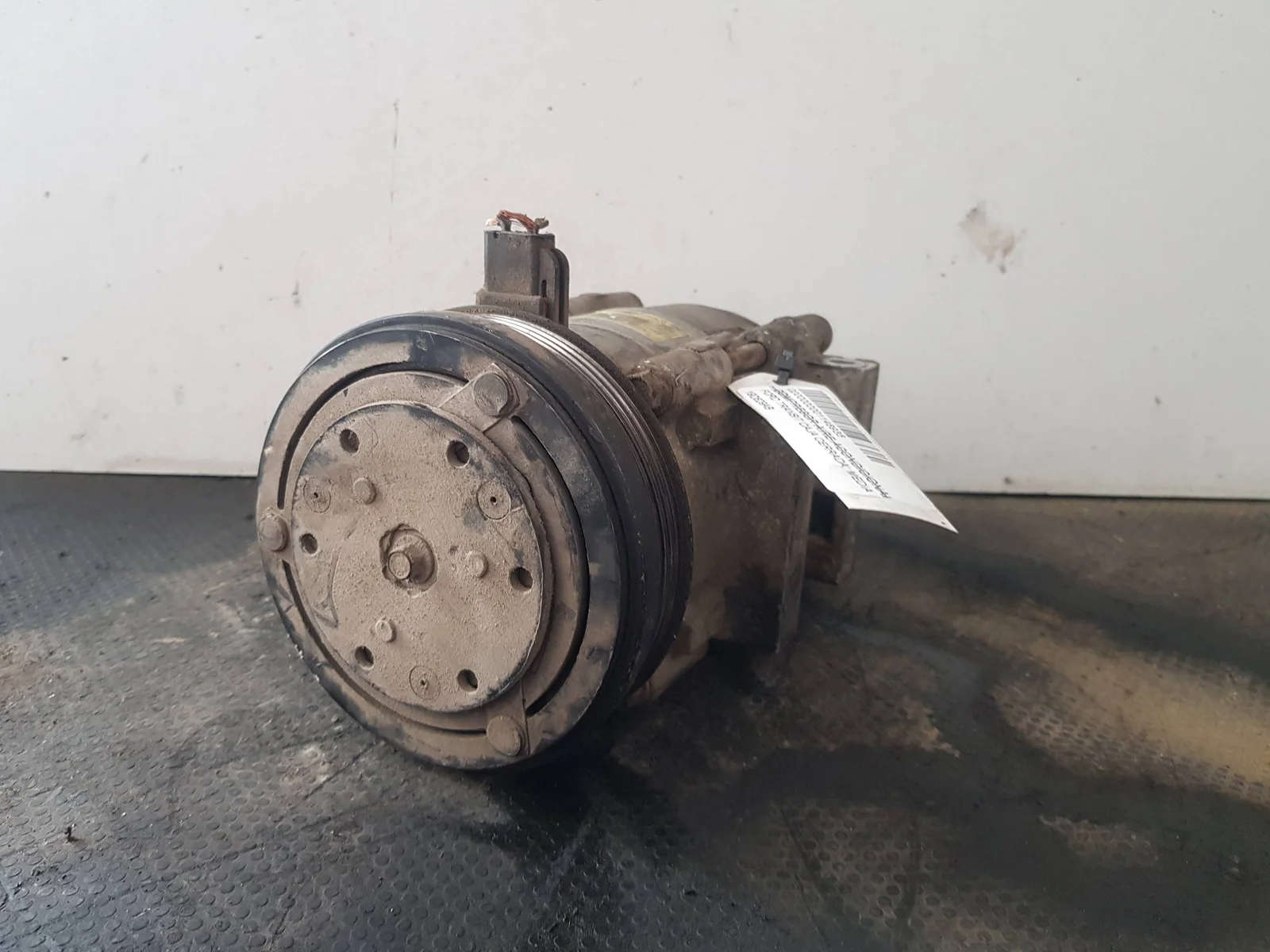 Foto de COMPRESOR AIRE ACONDICIONADO SIN MARCA SIN MODELO referencia 19D629AB