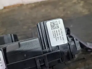 Foto de MANDO MULTIFUNCION BMW SERIE 3 BERLINA (E90) referencia 696732401 foto 2