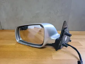 Foto de RETROVISOR IZQUIERDO SKODA OCTAVIA BERLINA (1U2) referencia 1U1857501