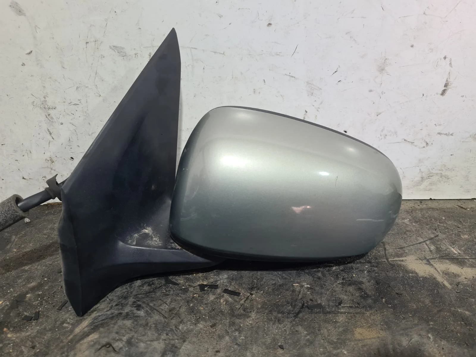 Foto de RETROVISOR IZQUIERDO NISSAN ALMERA TINO (V10M) referencia 015541