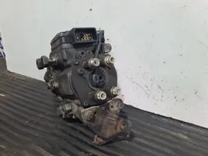 Foto de BOMBA INYECCION FORD MONDEO BERLINA (GE) referencia 1S7Q9A543TA foto 3
