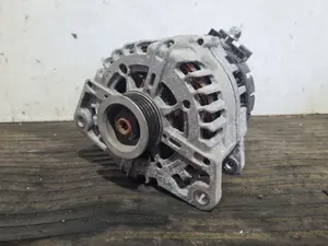 Foto de ALTERNADOR MERCEDES-BENZ CLASE E (BM 213) BERLINA referencia A0009063903