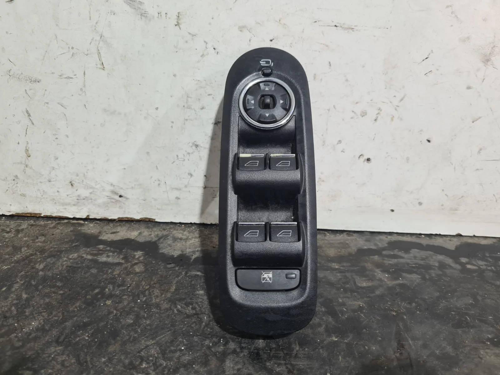 Foto de MANDO ELEVALUNAS DELANTERO IZQUIERDO FORD MONDEO BERLINA (CA2) referencia 7S7T14A132BC