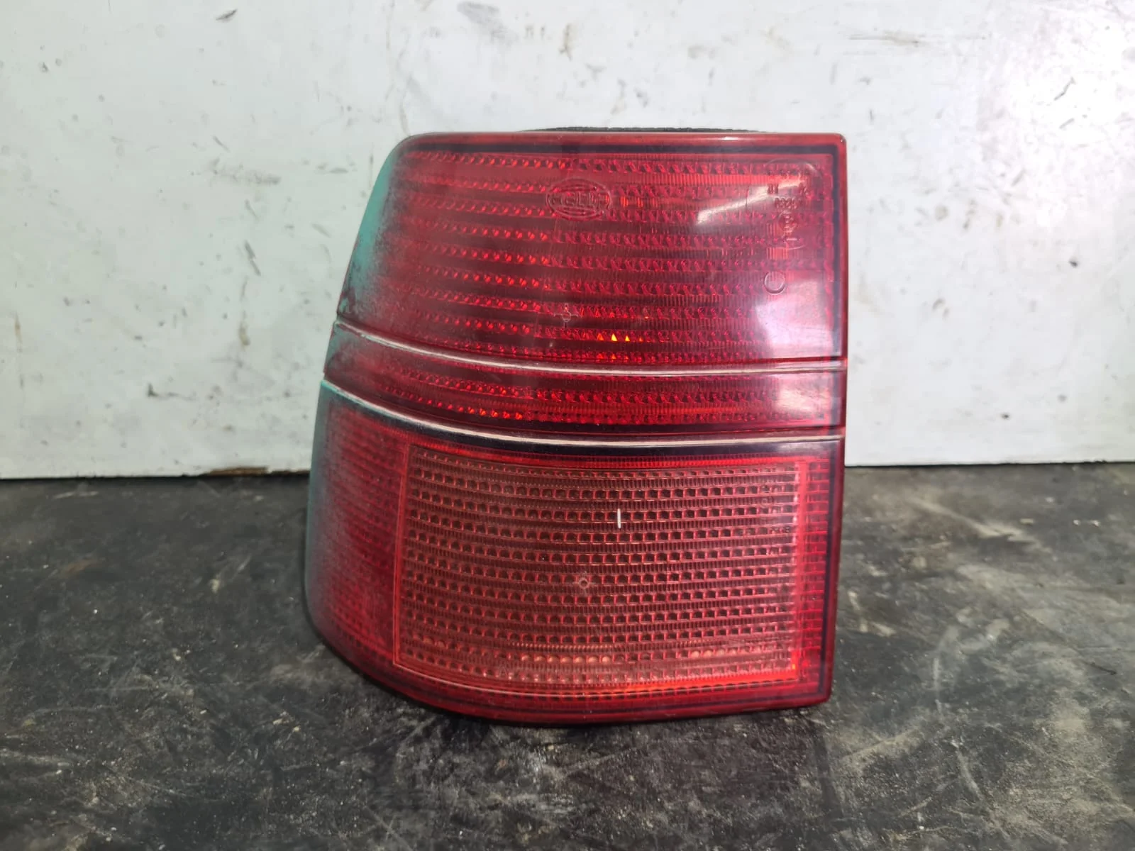 Foto de PILOTO TRASERO IZQUIERDO SEAT TOLEDO (1L) referencia 1L0945095A