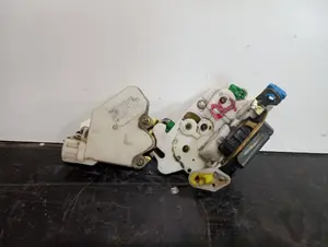 Foto de CERRADURA PUERTA DELANTERA DERECHA SIN MARCA SIN MODELO referencia 8055389918 foto 2