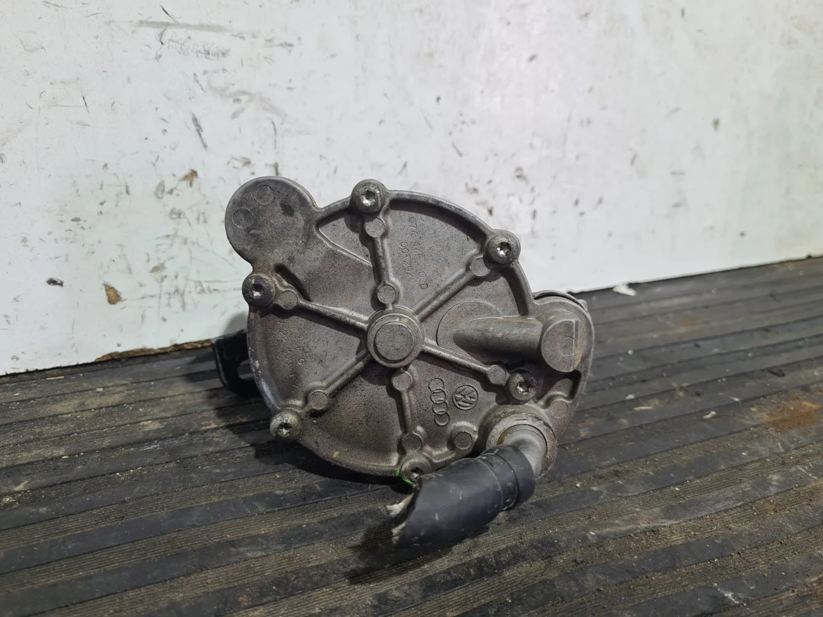 Foto de DEPRESOR FRENO / BOMBA VACIO AUDI A6 BERLINA (4B2) referencia 074145100D