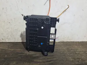 Foto de CAJA RELES / FUSIBLES CITROEN C3 referencia 9664997880 foto 2