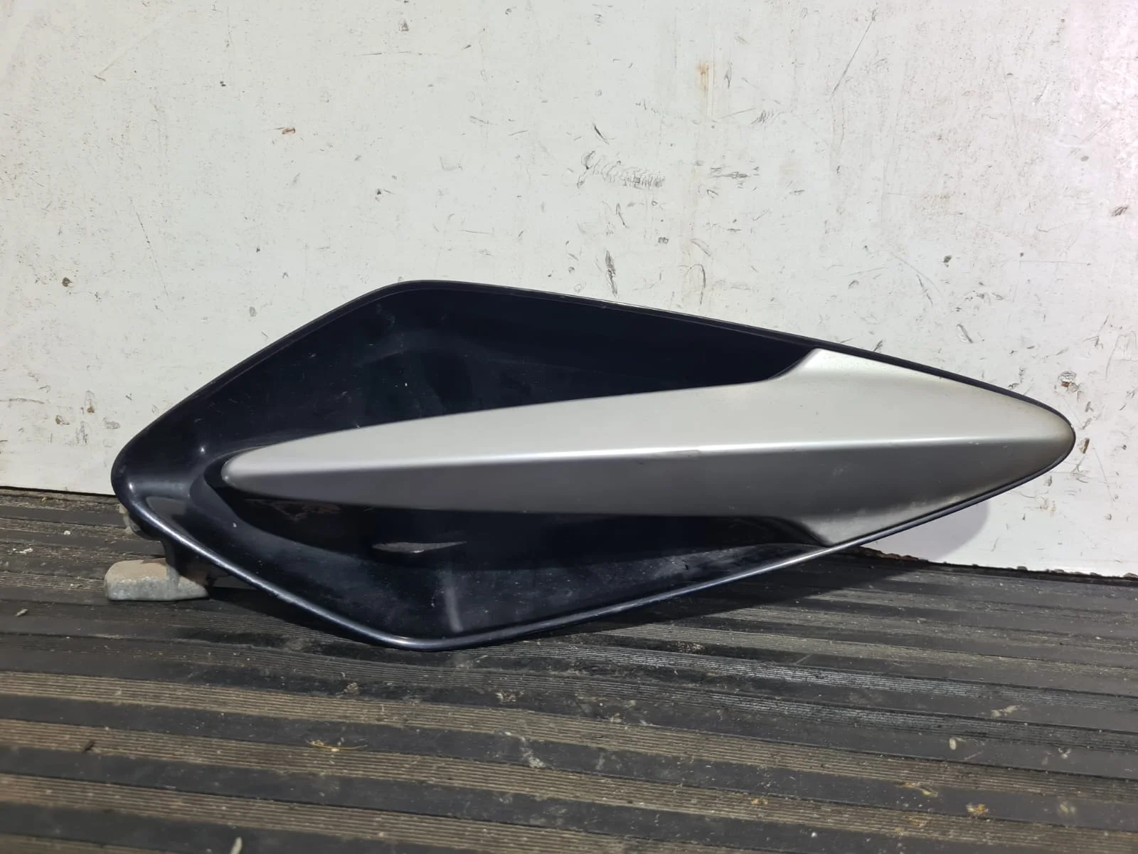 Foto de CERRADURA PUERTA DELANTERA DERECHA HONDA CIVIC 5 PUERTAS (FK) referencia 72140SMGG016M1