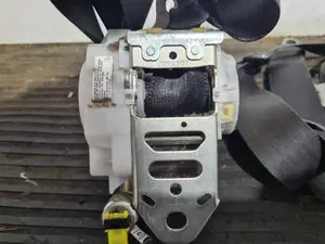 Foto de CINTURON SEGURIDAD DELANTERO IZQUIERDO CITROEN JUMPER FURGÓN referencia J090301 foto 3