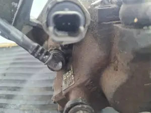 Foto de BOMBA INYECCION FORD FIESTA (CBK) referencia 9658234780 foto 3