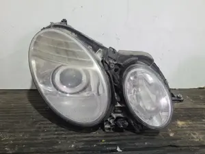 Foto de FARO DERECHO MERCEDES-BENZ CLASE E (BM 211) BERLINA referencia 16259201