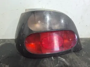 Foto de PILOTO TRASERO IZQUIERDO RENAULT MEGANE I BERL./ BERL. CON PORTÓN (BA0) referencia 7700828137 foto 1