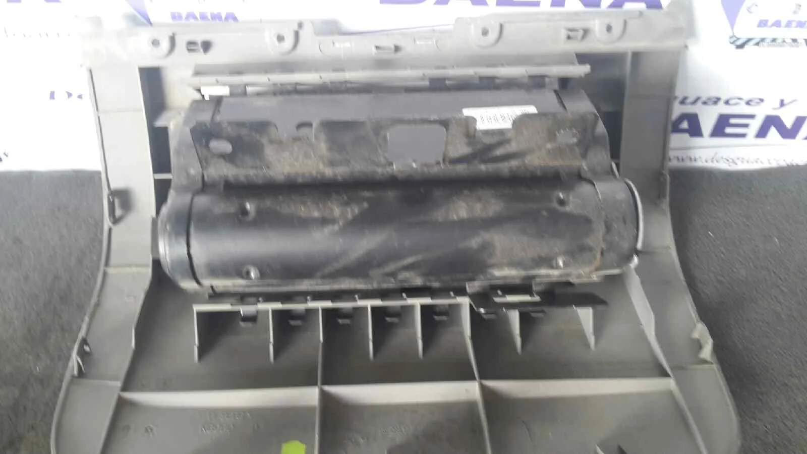 Foto de AIRBAG DELANTERO DERECHO SIN MARCA SIN MODELO referencia 8200136277