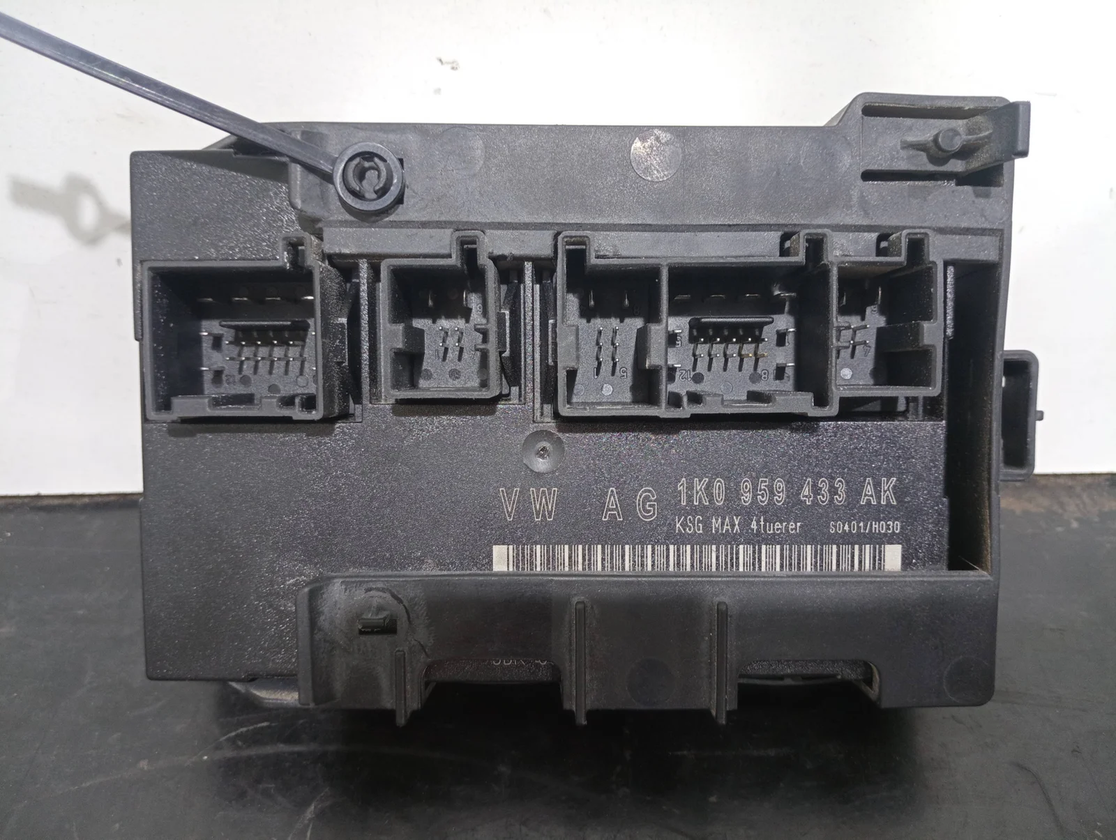 Foto de MODULO CONFORT SIN MARCA SIN MODELO referencia 1K0959433AK